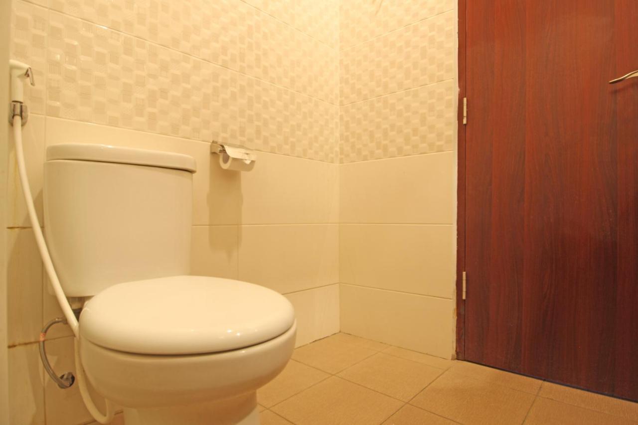 Reddoorz Premium Near Sleman City Hall Yogyakarta Eksteriør billede